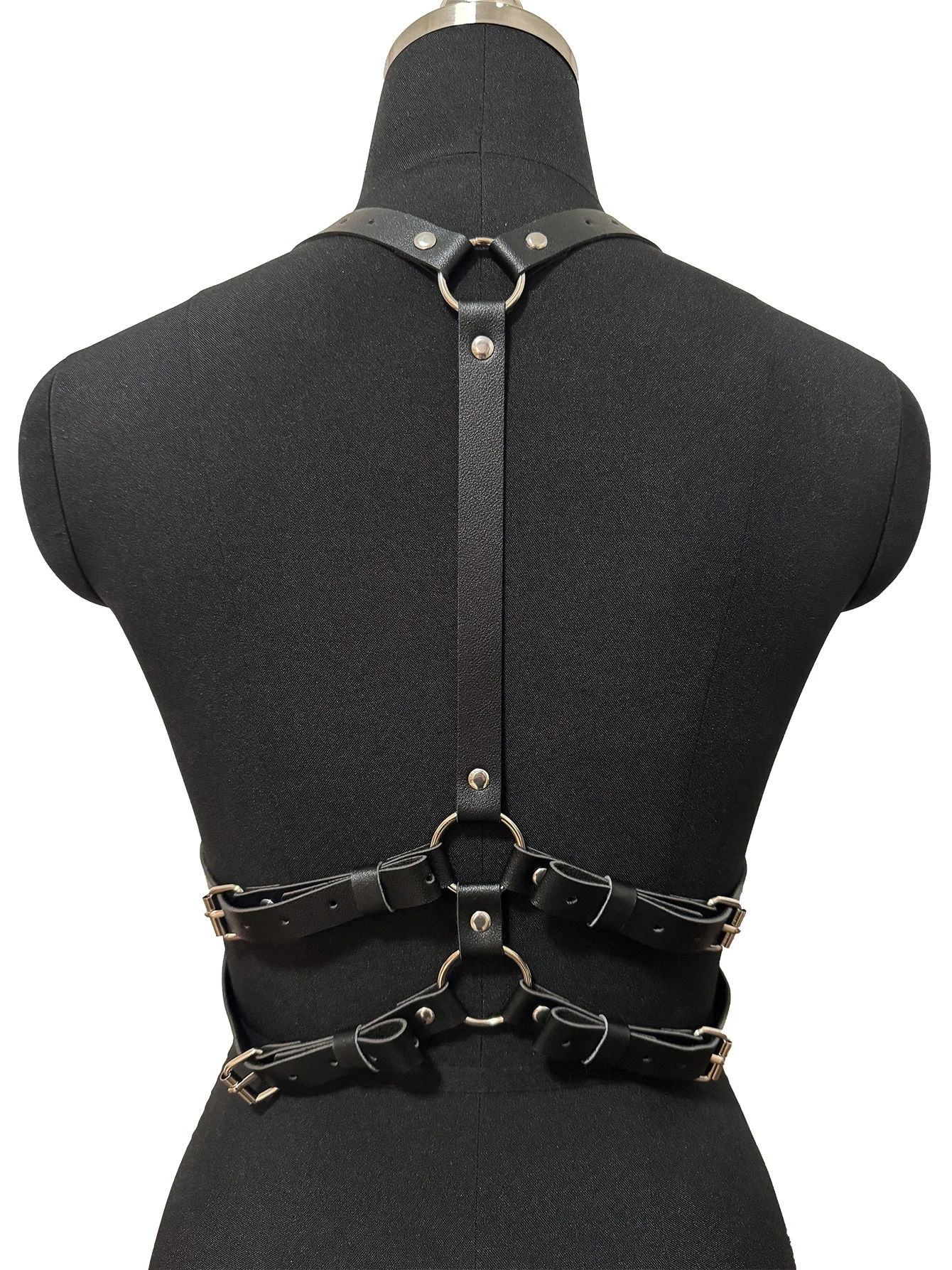 Plus Size Women Leather Chest Harness Belt Fashion Body Bondage Suspende Gothic Clothing Regulowana talia Akcesoria