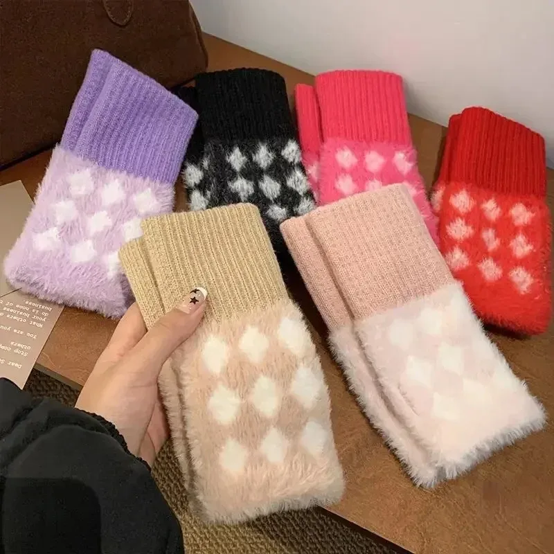 

Luxury Knitted Mink Fleece Soft Winter Half Finger Gloves Women Warm Solid White Plush Fingerless Gloves Wrist Mittens Writting