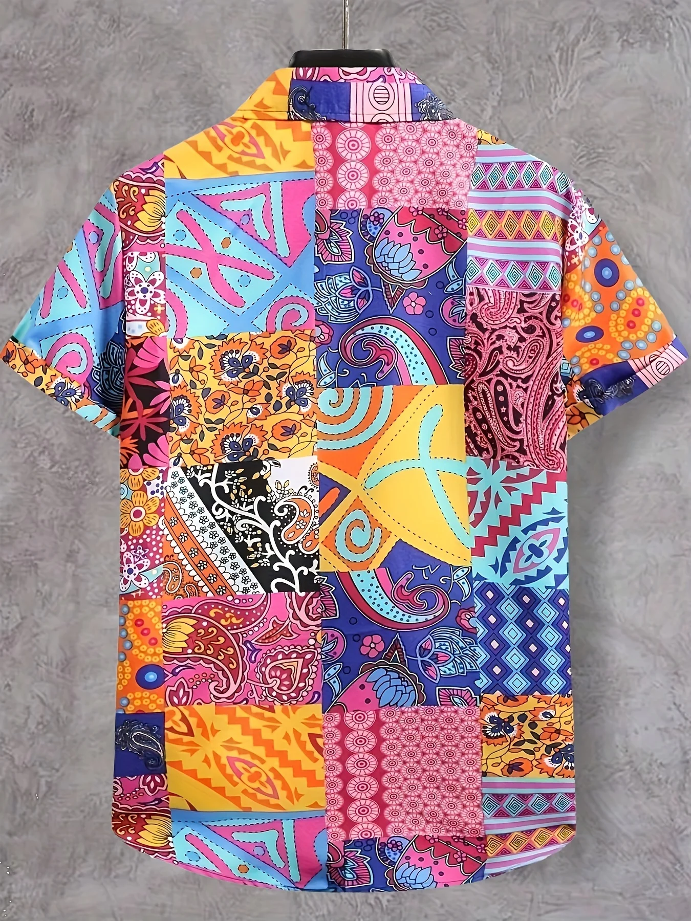 Camisa masculina casual de manga curta primavera, verão e outono com estampa patchwork paisley, adequada para feriados e passeios casuais