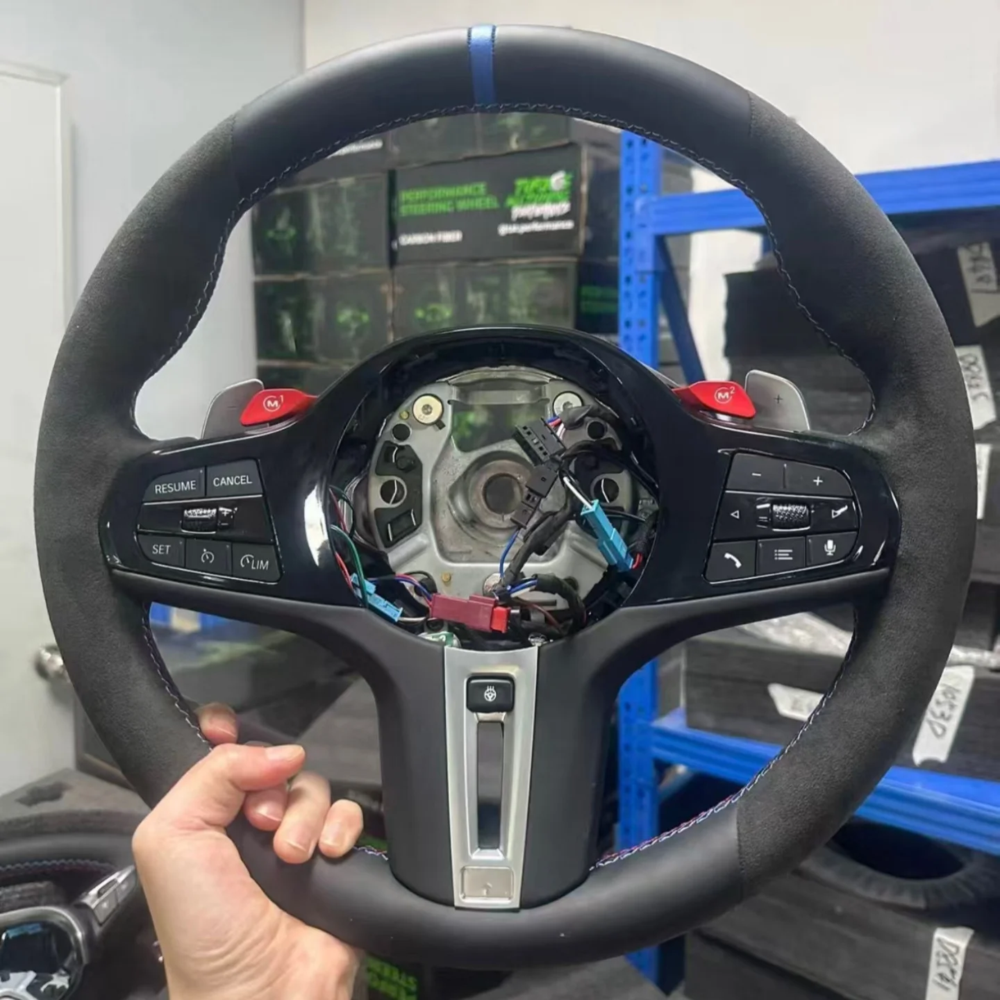 

Leather Steering Wheel for BMW G-Series F30 F10 F20 F80 F82 F12 M3 M5 M6 M2 M4 X5 X6 G30 G20 G80 G38 G31 SPORT Steering Wheel