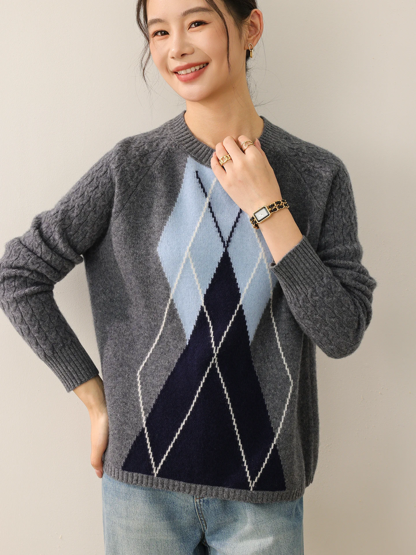 

Модный женский пуловер из 100% мериносовой шерсти с круглым вырезом, узором «Алмазные цветы» и цветовыми блоками, осенне-зимний вязаный мягкий свитер