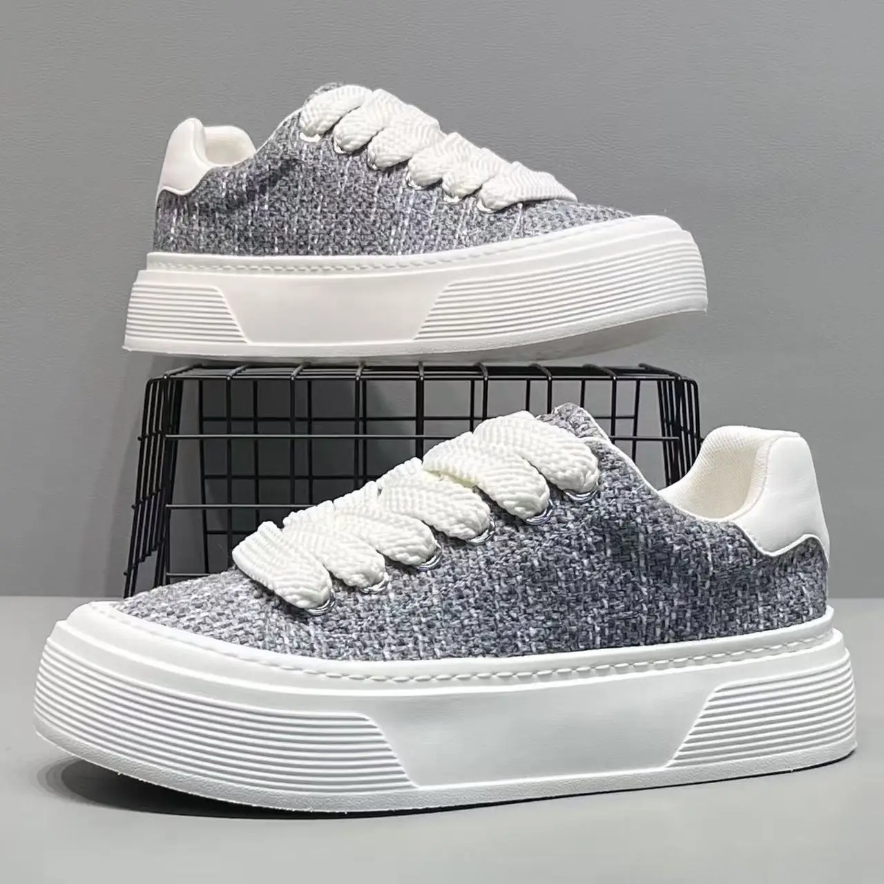 2026 New Men's Summer Sneakers Linen Grass Knit Comfortable Breathable Sports Shoes Fashion Thick Sole Walking Shoe Tenis Hombre
