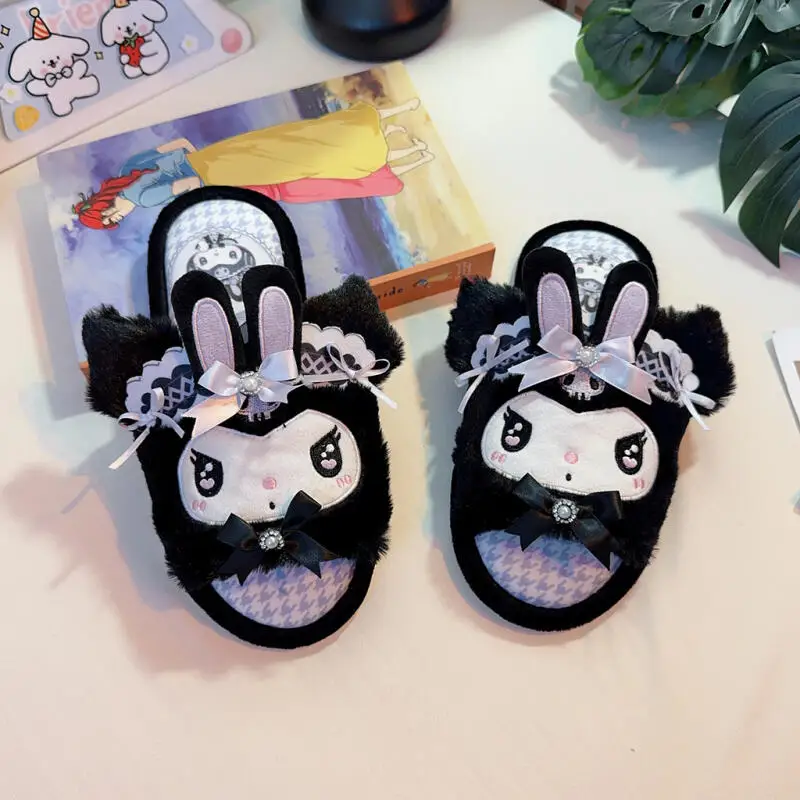 لطيف الكرتون Kawaii Sanrioed Kuromi بلدي ميلودي سينامورول مرحبا كيتي لوليتا النعال أحذية المنزل المضادة للانزلاق النعال الطابق الأحذية