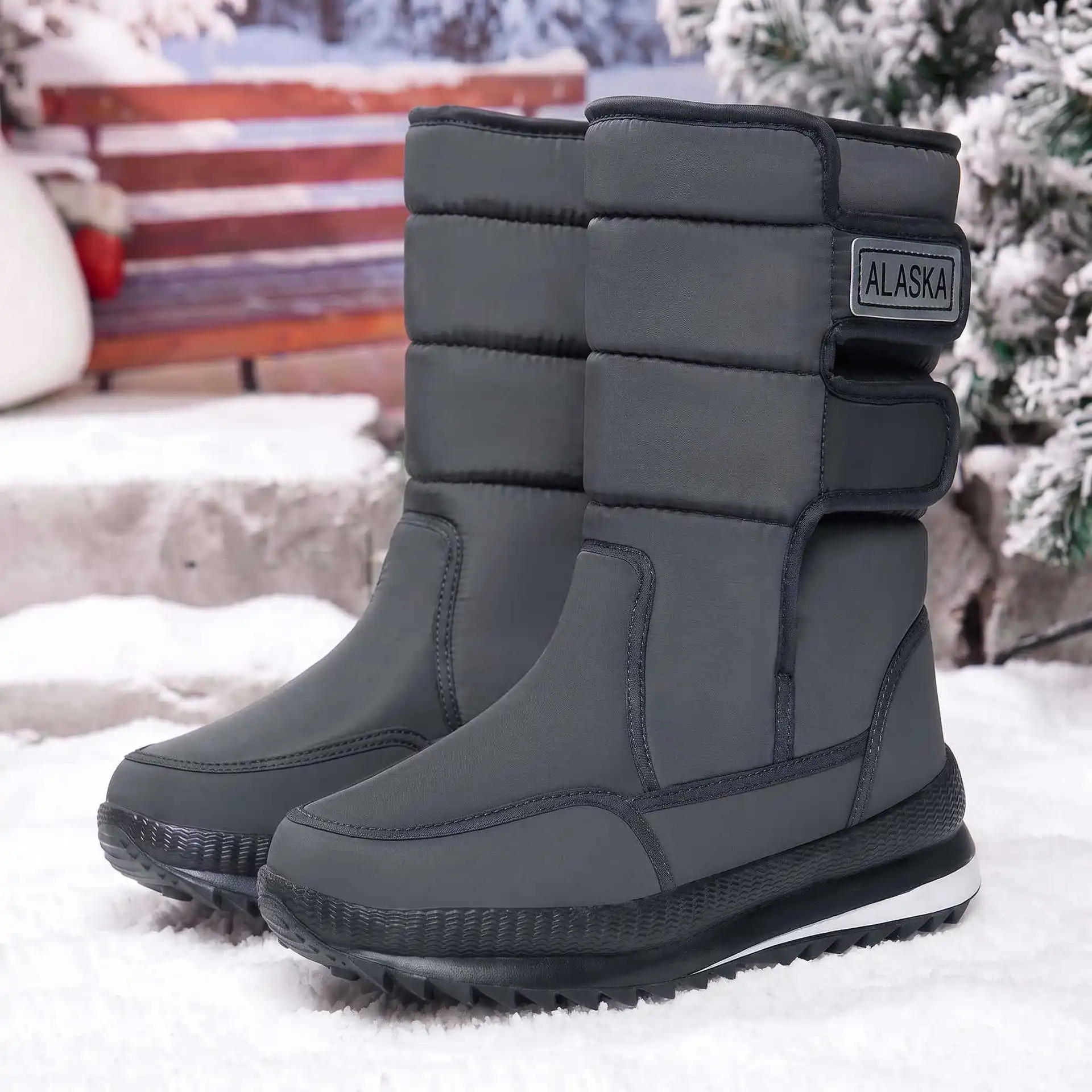 Damen-Winterstiefel, dick gefüttert mit Fleece, wasserdicht, mit Klettverschluss, mittelhohe Stiefel, rutschfest, warmes Outdoor-Schuhwerk für kaltes Wetter. – Detail 1