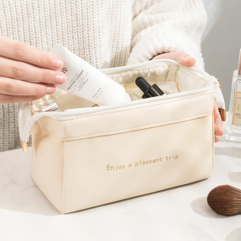 PU Cloud Coreano Grande Saco Cosmético para Mulheres, Armazenamento De Maquiagem Portátil, Sacos Organizadores, Saco De Higiene Pessoal De Viagem, Washbag, Senhoras, Ins Moda