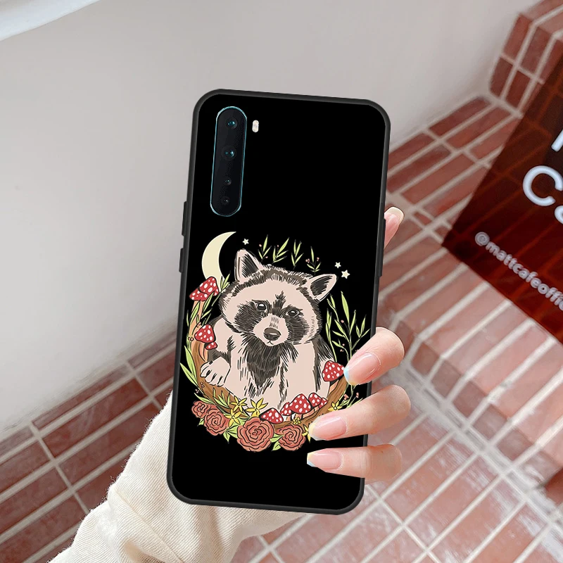 Capa de guaxinim dos desenhos animados kawaii para oneplus 10r 10t 8t 12r 13r 13s 13 12 11 9 nord ce 5 2 3 4 lite n10 n20 n30 capa