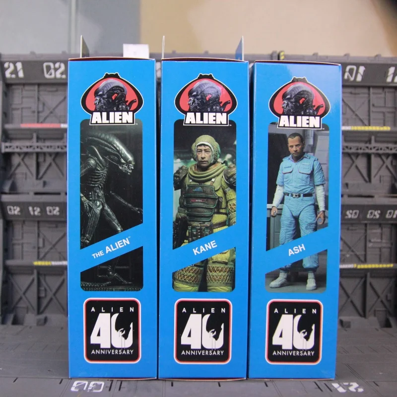 

Оригинальный Neca Alien 40-го юбилейного фильма, версия ашкэрн Alien 3-го поколения может использоваться для создания подарка