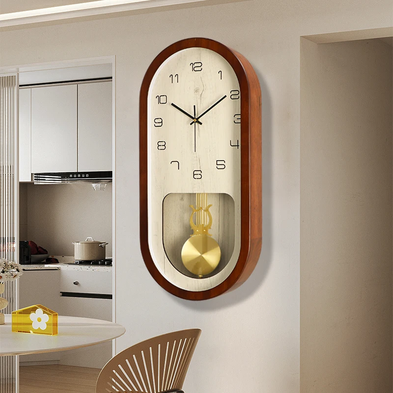 Light luxury living room clock, grand solid wood pendulum clock, silent clock, simple wall-mounted, retro decorative handicrafts