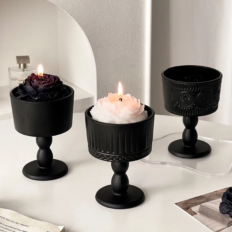 French Retro Black frosted candle holder Home High-end Aromatherapy Candle Glass Base Atmosphere Decorative Ornaments