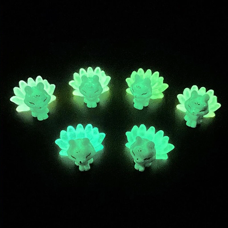 جديد Kawaii صغير مضيئة الراتنج تسعة الذيل الثعلب زخرفة توهج في الظلام شخصيات مصغرة الثعلب المشهد الصغير ديكور المنزل