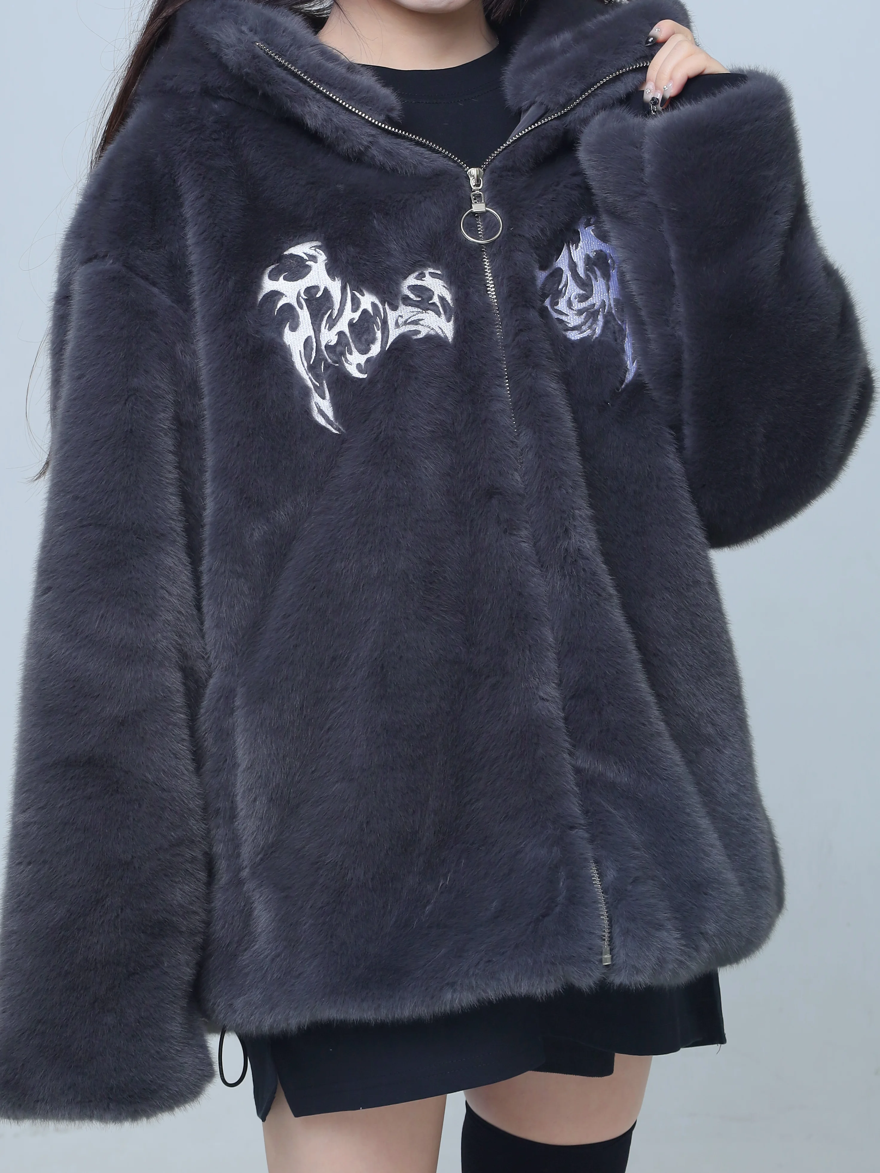 Original Subculture Punk Sweet Cool Fashion Faux Fur Jacket Winter Girl's Cute Print Oversize Plush Coat Warm Thickened Jacket