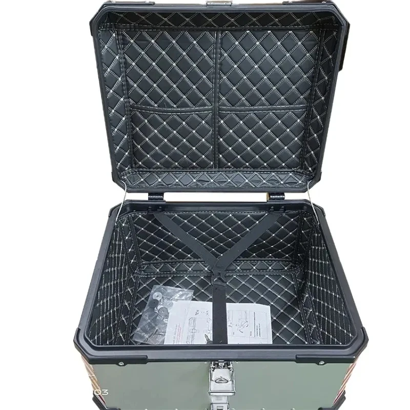 Factory Hot Selling 100L-X Black+Silver. Cer Box Aluminum Alloy Top Box Motorcycle Tail