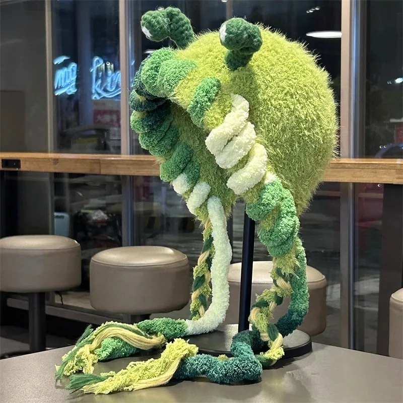 

Cute Cartoon Little Monster Plush Women's Hat for Autumn and Winter Thick Warm Riding, Windproof, Creative and Beautiful Winters