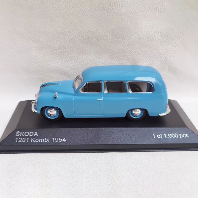 

Литая модель автомобиля 1:43 SKODA 120 Kombi 1954 из сплава, коллекционная Игрушечная машина