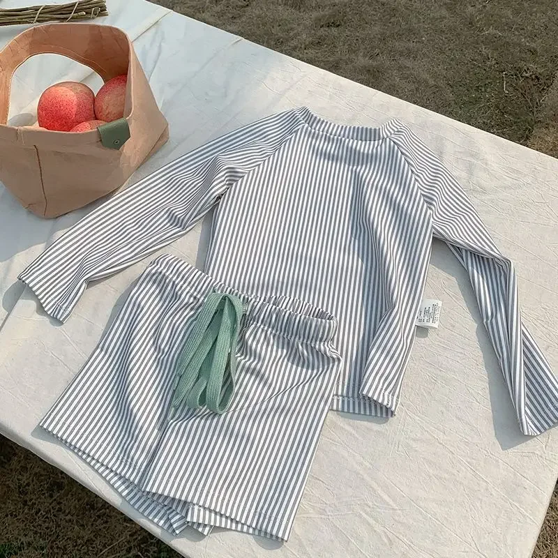 INS-Maillot de bain à manches longues pour enfants, maillot de bain une pièce pour garçons, rayé, fendu, protection solaire, bord de mer, bébé,