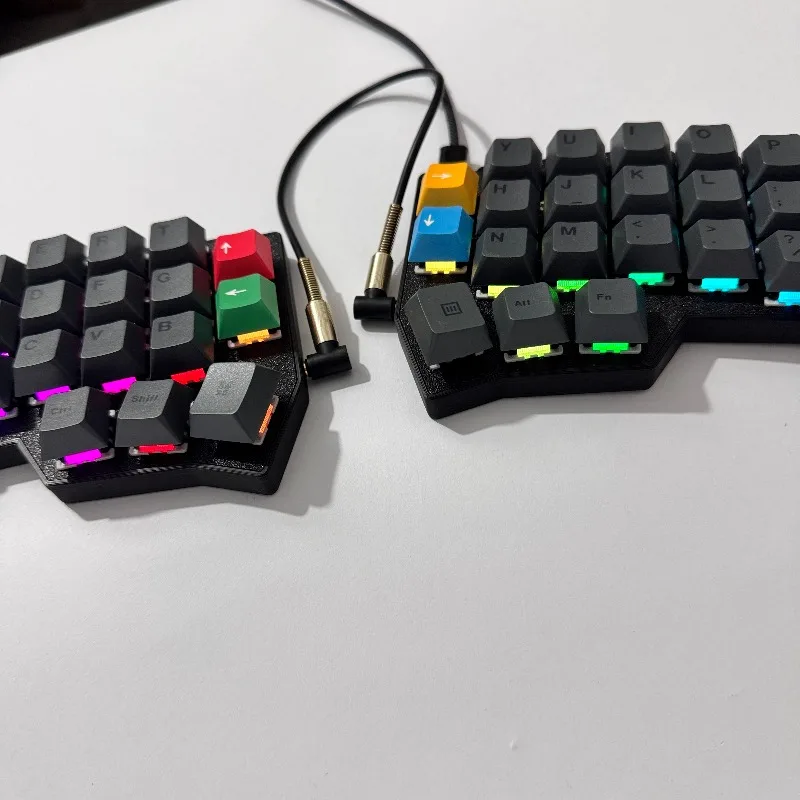 

Corne V4.1 Split Keyboard Custom 61 key Choc Switch Wired RGB HotSwap Ergonomic Design Left and Right Hand Keyboards Gaming
