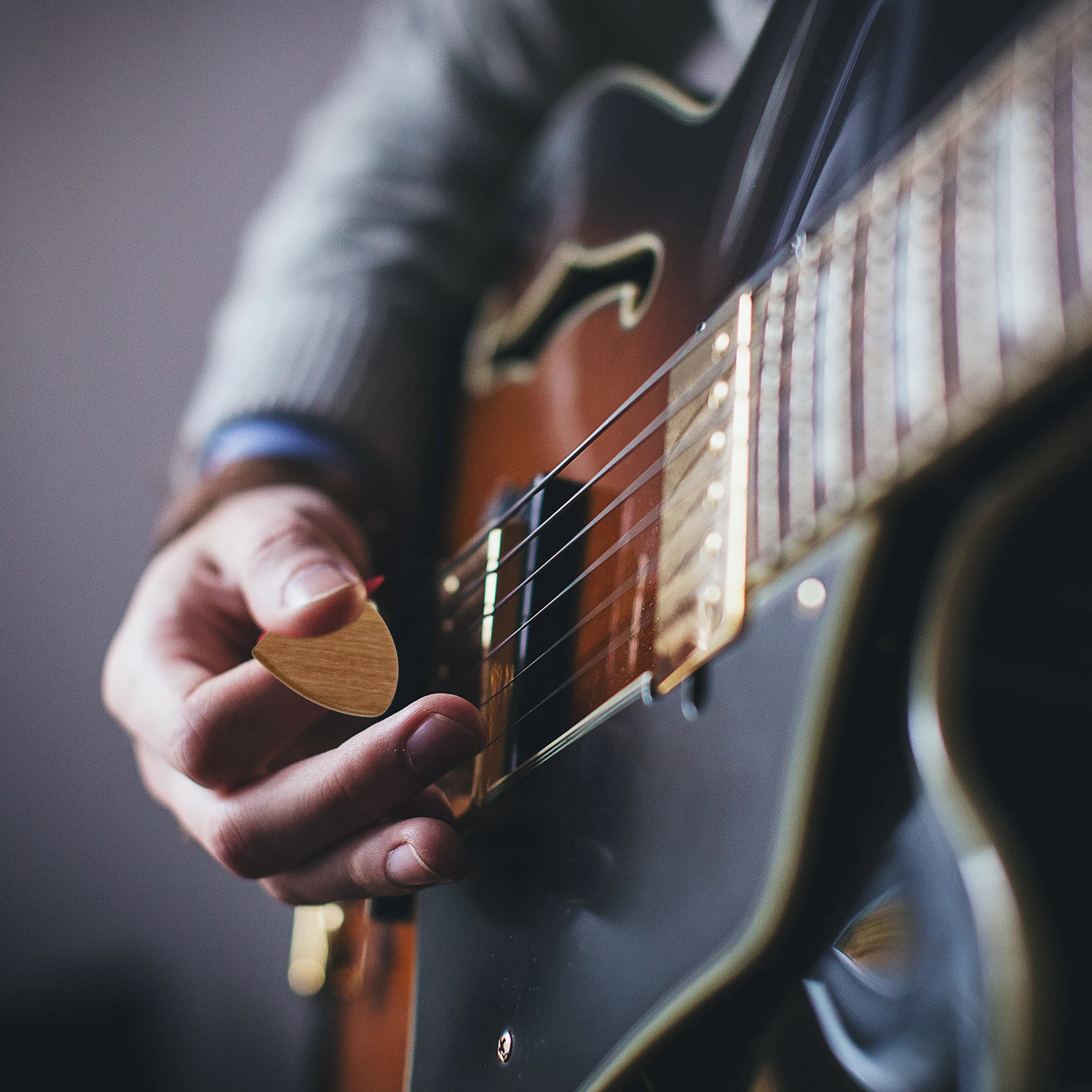 

Olive Wood Pick Guitar Accessory Plectrums Wooden Thick Picks Portable for Natural