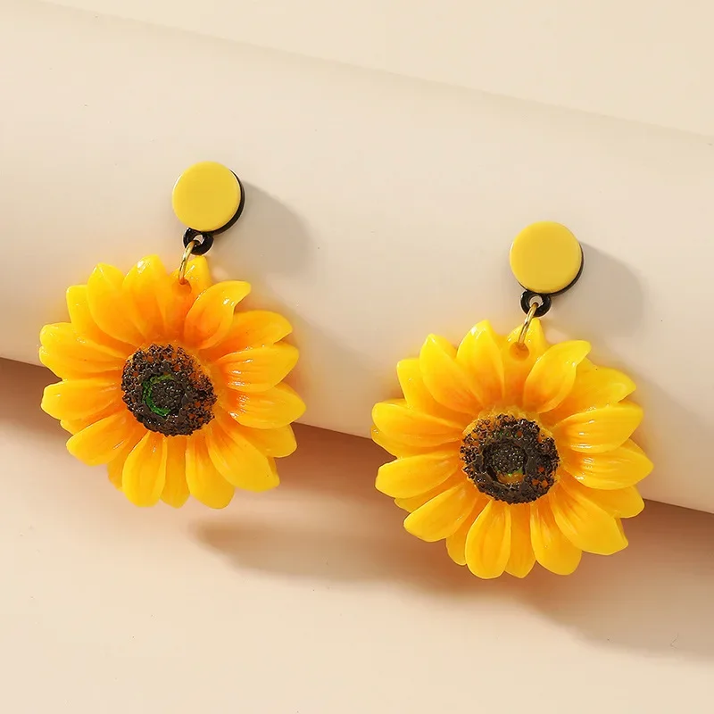 Korean Fashion Vintage Sunflower Earrings Personality Temperament Versatile Exaggerated Small Fresh Flower Earrings