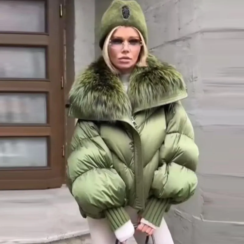 Hot Sales High Quality Europe America Fashion Winter New Real Raccoon Fur Collar White Duck Down Coat Women Real Fur Jacket