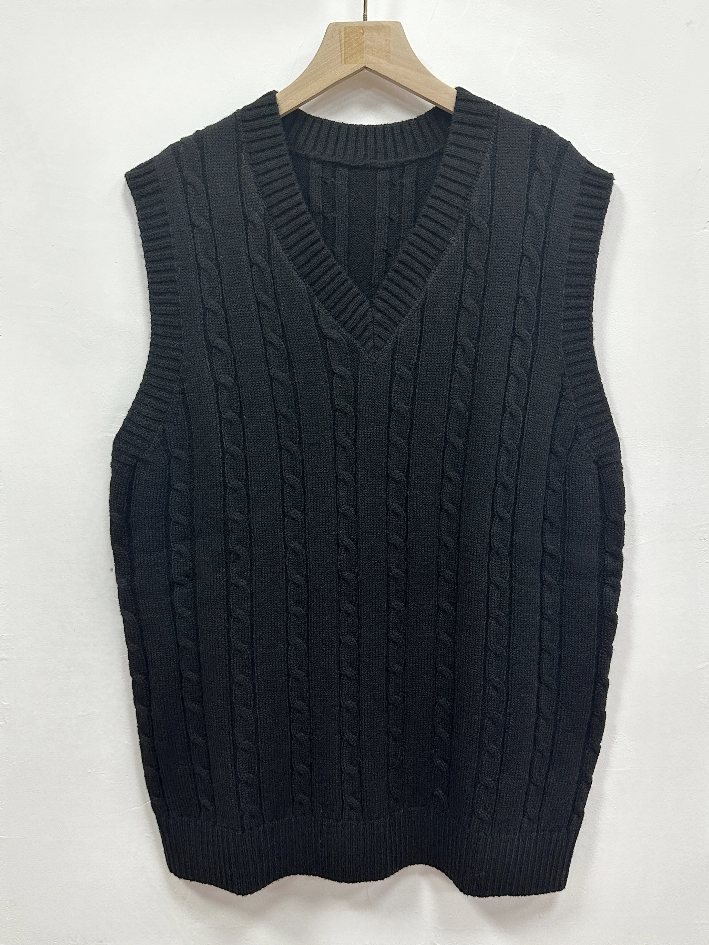 Men's Casual Fashion Cable Knit Vest V-neck Spring Autumn New Slim Fit Sleeveless Sweater Pullover Valentine's Day Gift view 5