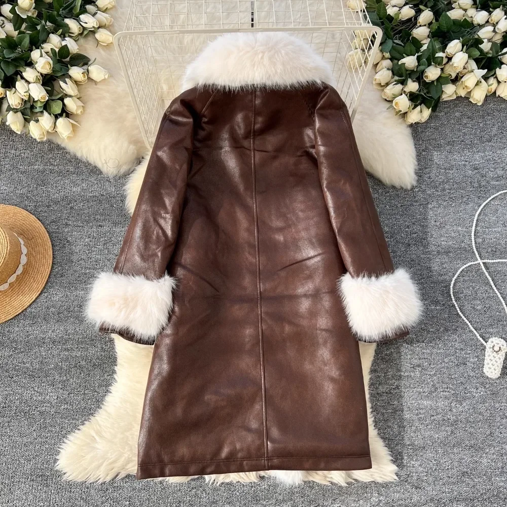 TWOTWINSTYLE PU Leather Chic Trench For Women Lapel Long Sleeve Spliced Pockets Feathers Fashion Coats Female Winter KJA523816