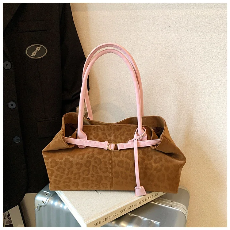 Leopard Print Sewing Thread Hasp Youth Sweet Shoulder Bags for Women 2026 Hot Sale Large Capacity Sense of Luxury Tote Bags