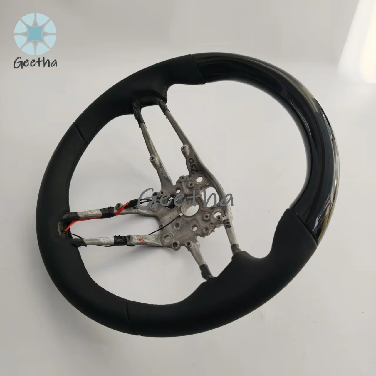 For Customized Processing of Wooden Appearance for Car Steering Wheel for Carrera Panamera Cayenne Heat The Steering Wheel