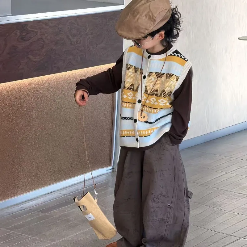 Boys Sweater Vest Cool Handsome Three-piece Set Autumn New Korean Version Long-sleeved T + Vest + Trousers Children's Set