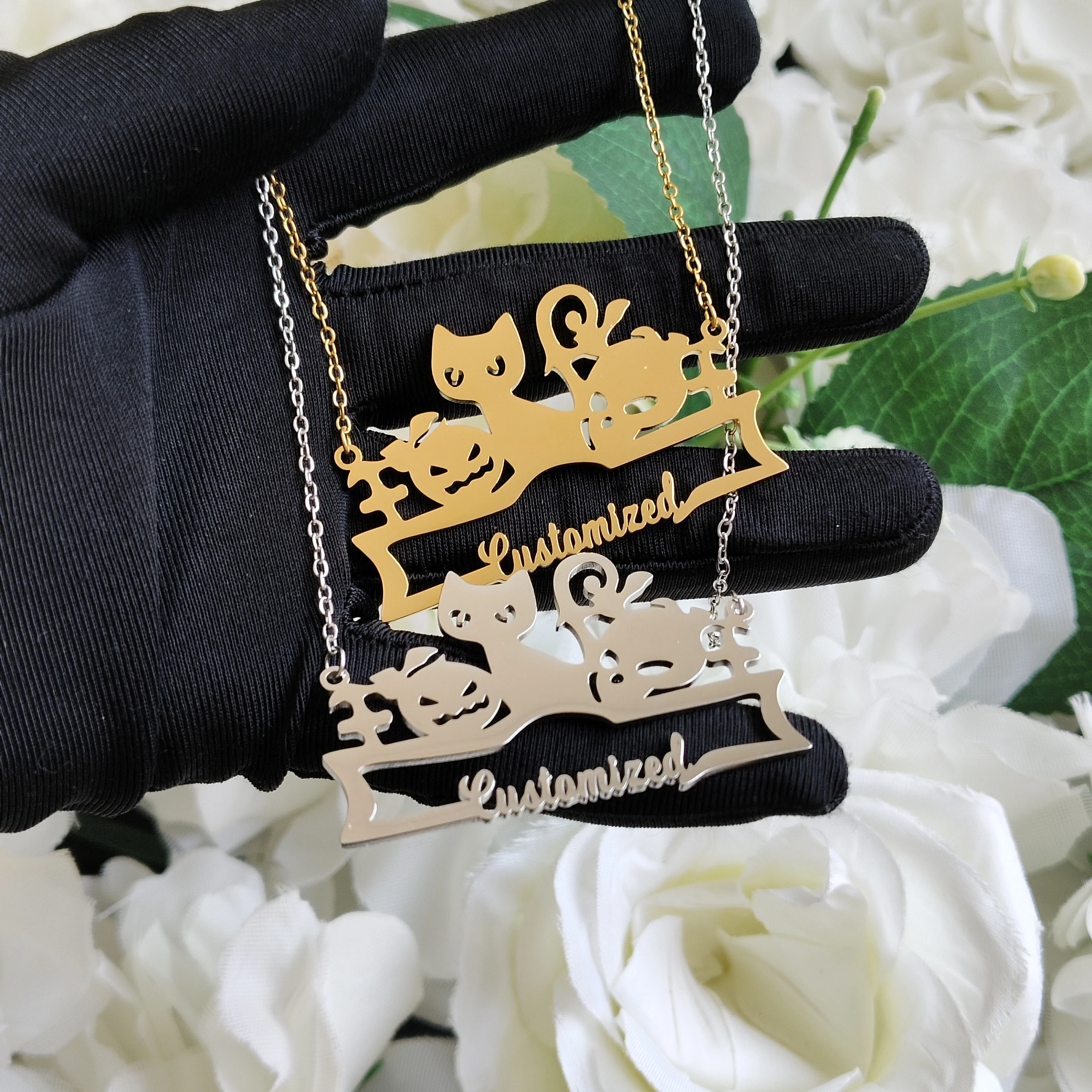 

DHQH 2026 Новинка! Оптовая продажа персонализированных ожерелий на Хэллоуин с именем, милые ожерелья с буквами, подарки на Хэллоуин от производителя.