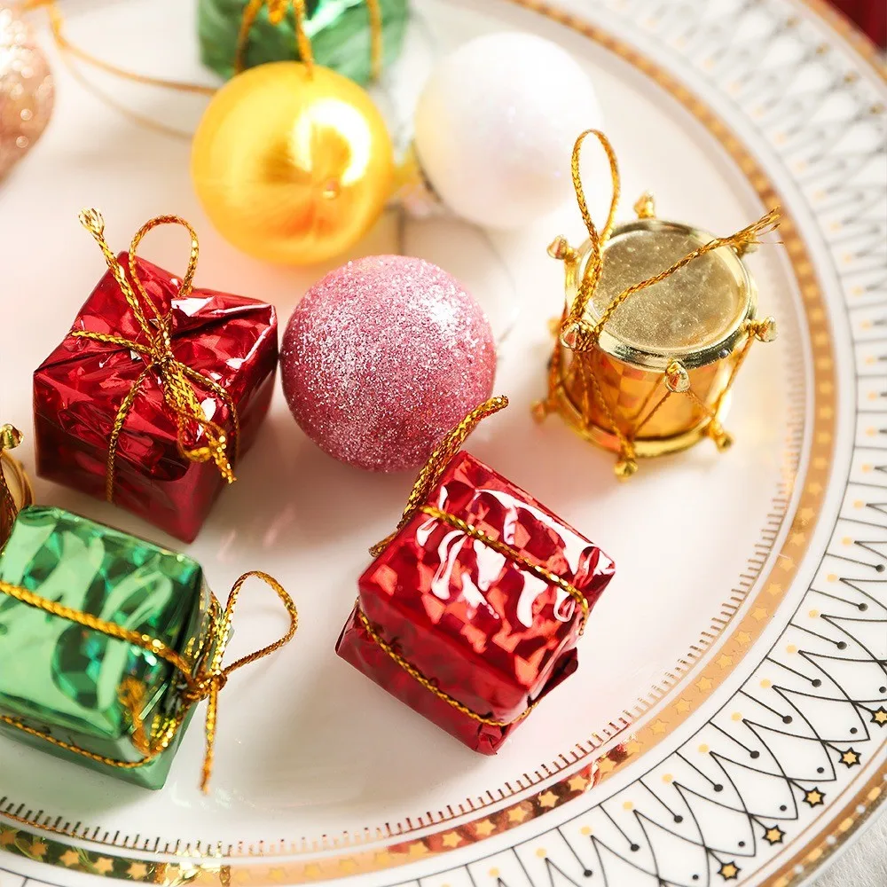 20/26Pcs Christmas Mini Ornaments Mixed Gift Boxes Candy Balls Drum Hanging Decor for Xmas Tree Garland Holiday Party Supplies