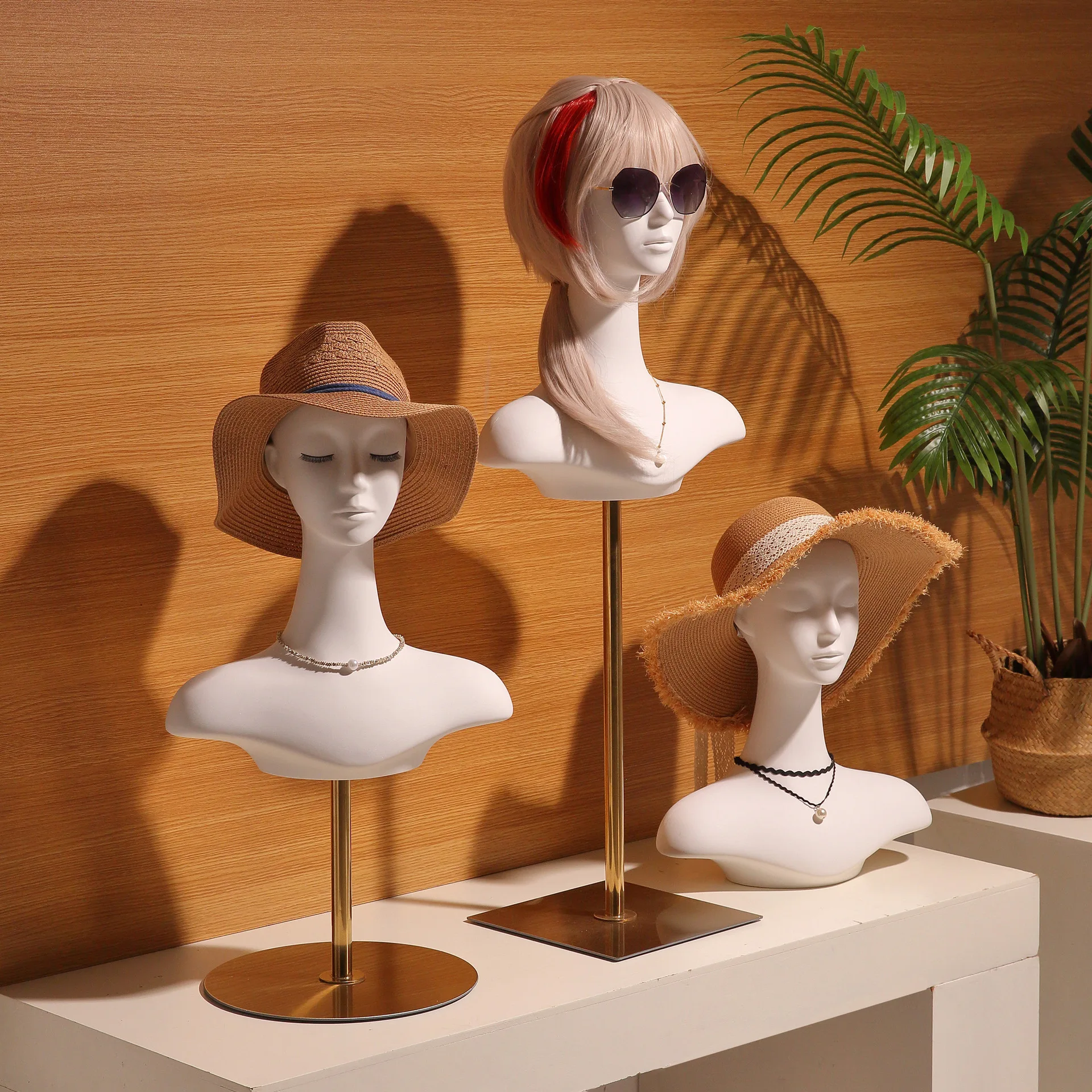 Mannequin Head Display Stand with Facial Features, Wig, Hat & Scarf Display Props for Clothing Store Window
