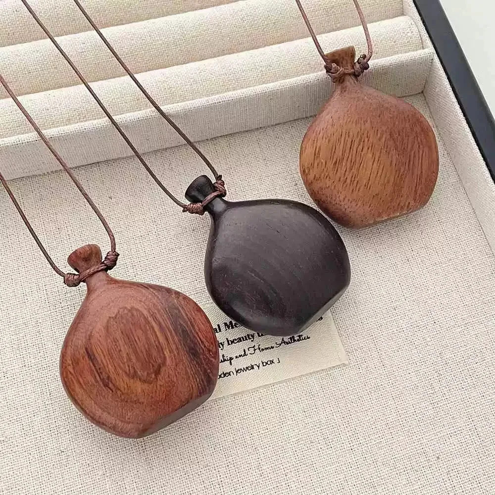 Cute Lovely Brown Black Color Wood Flagon Long Pendant Necklaces Adjustable Rope Chain Chokers For Women Birthday Gift