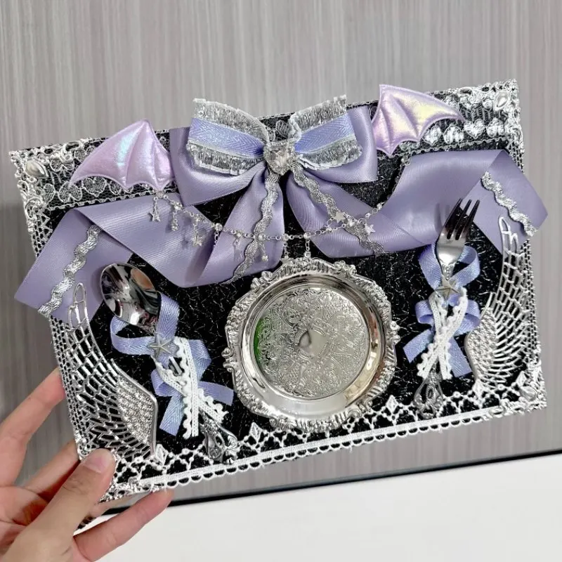 

Декоративная подставка для товаров в стиле квадратного элемента, для тарелок, значков для косплея, декоративная подставка для лолиты, кружевная задняя панель