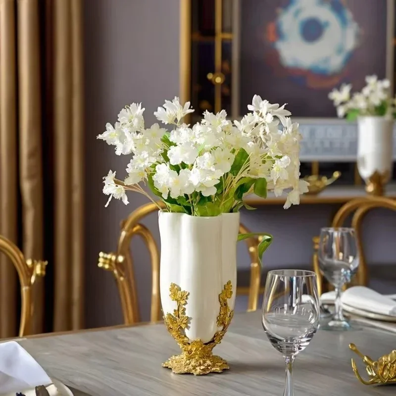 Yellow porcelain luxury home decoration vase set, replica handmade antiques, ceramic vase classic painting decoration