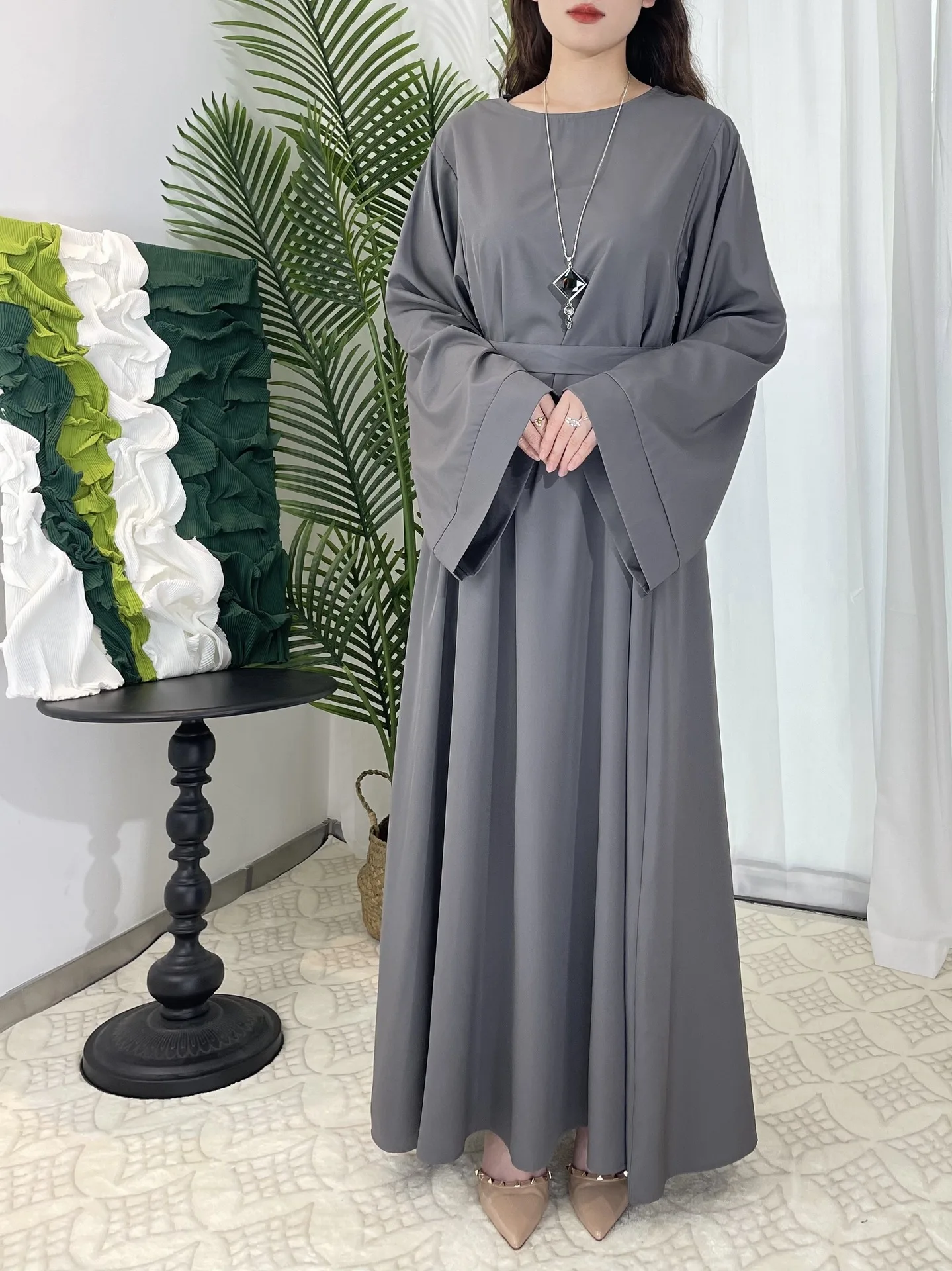 2025 ome nova chegada de alta qualidade médio oriente dubai turquia multi-cor plus size feminino básico vestido casual muçulmano