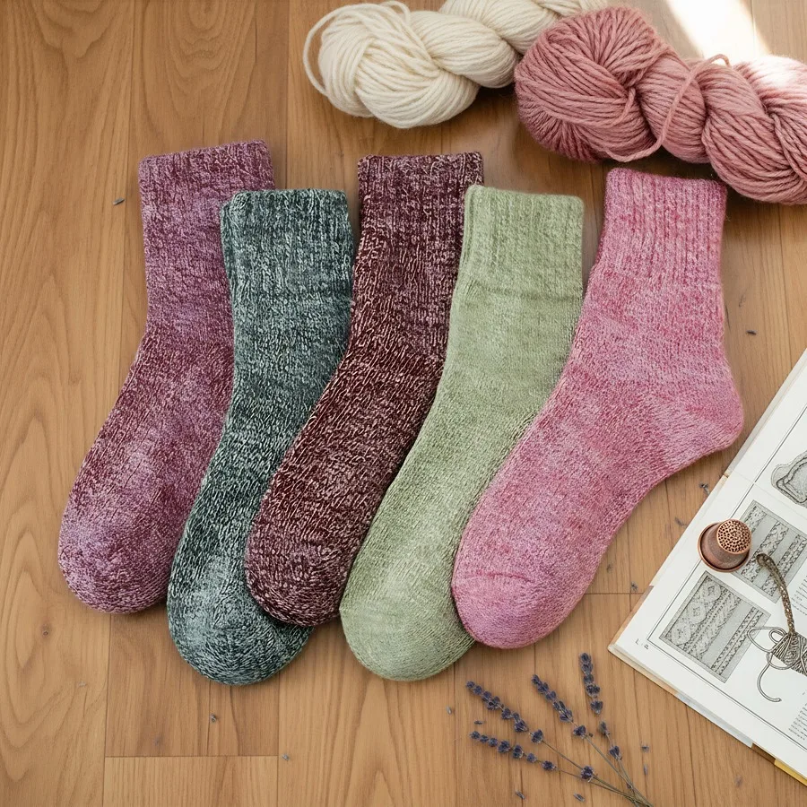 

10 пар женских зимних вязаных носков — уютный, толстый дизайн со стильным ретро-вибражением.