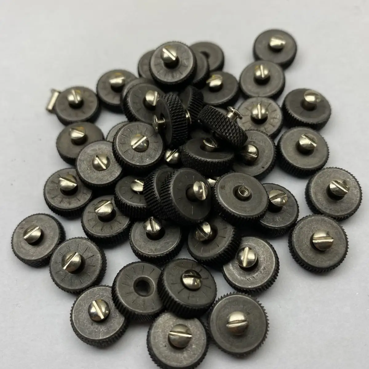 4Set 11mm*3.5mm Steel Wheel & Removable Rivets For Zippo Zorro Kerosene Oil Gasoline Lighter DIY Repair Replacement Accessory