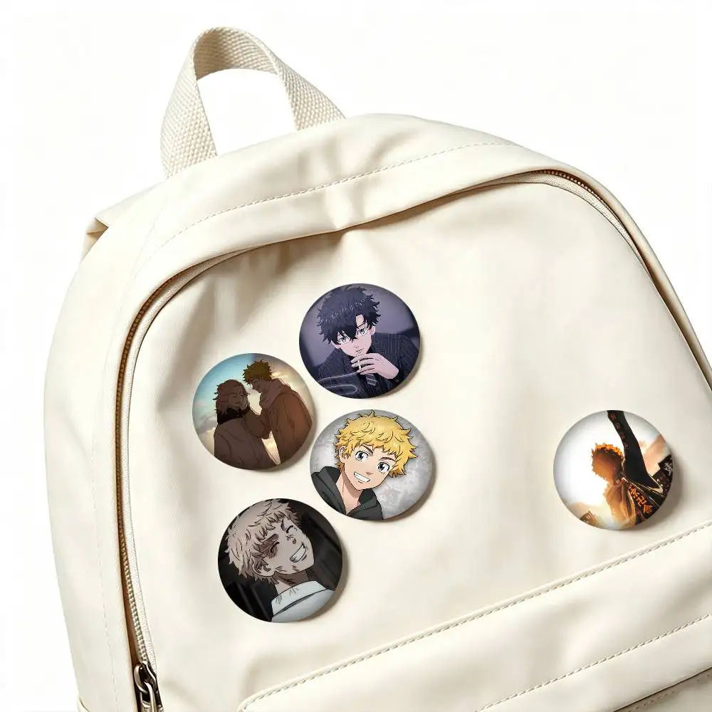 T-Takemichi Hanagaki Tokyo Revengers  25 32 44 58 75mm Badges Personalized Round Brooches Pins Accessory Gift