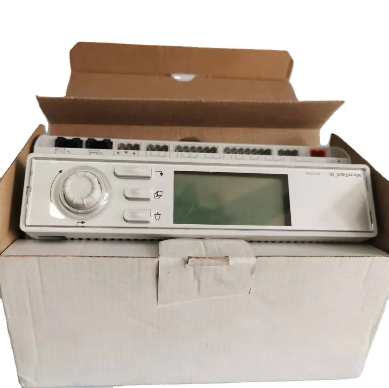 

Большие конденсаторы Daikin MicroTech III MT3006 POL687.70MCQ