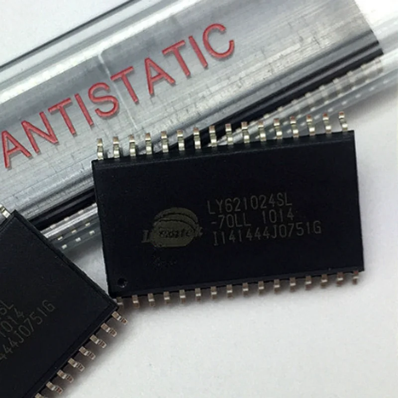 

LY621024SL LY621024SL-70LL NEW Original Genuine Chip Packing 32-SOP