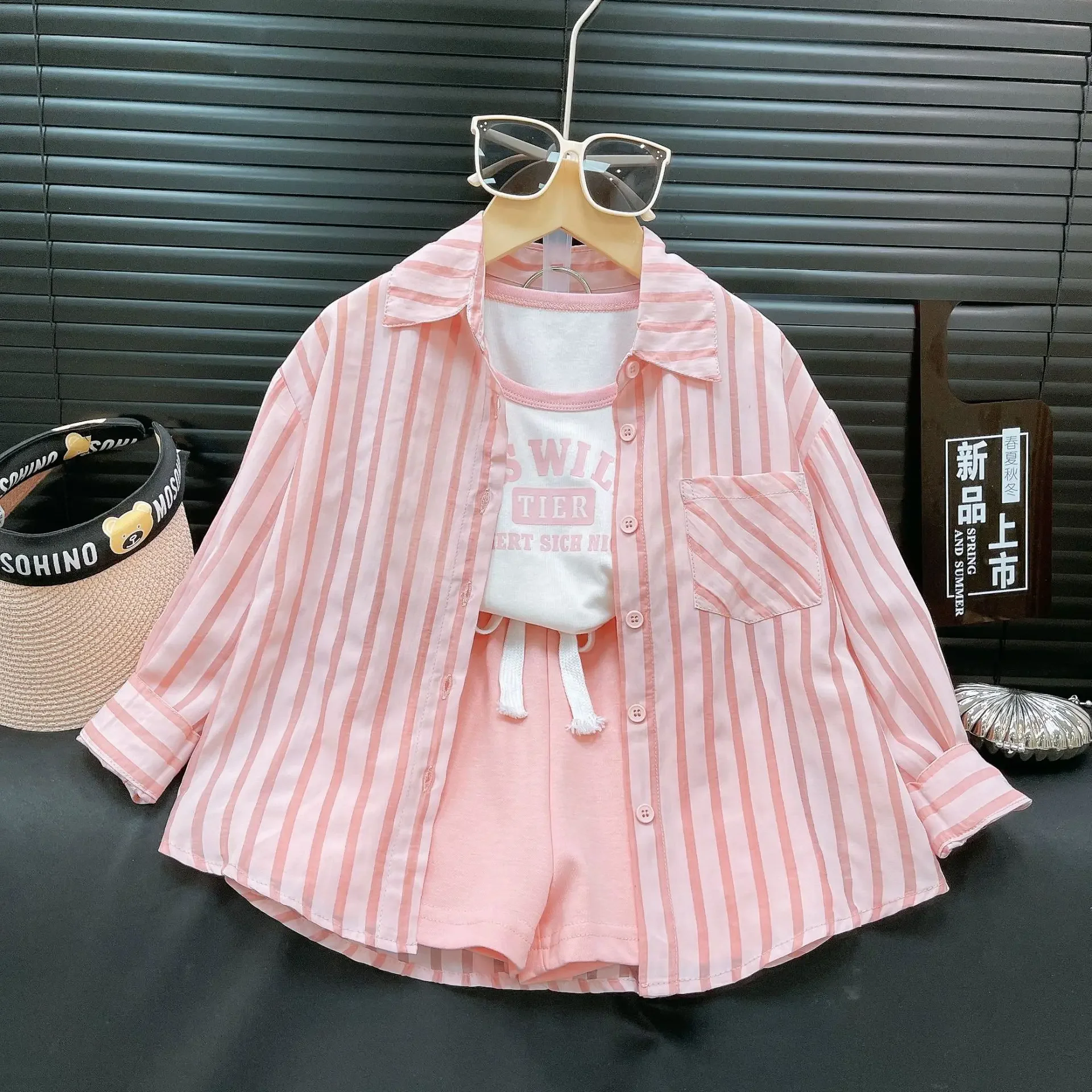 2025 Summer Toddler Girls 3-Piece Set Sunscreen Striped Shirt + Graphic Vest & Shorts Athletic Style Outfit