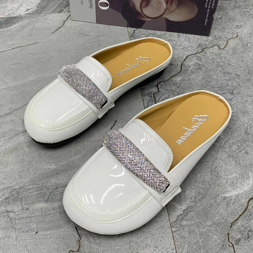 Summer Women Slippers Bliing Shoes Shoes For Women Casual Flats Slippers Plus Size Patent Leather Half Slippers Fashion Sandals