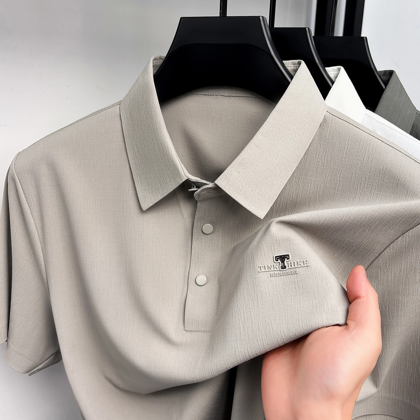 High quality and fashionable summer new polo collar short sleeved simple solid color business casual trendy top