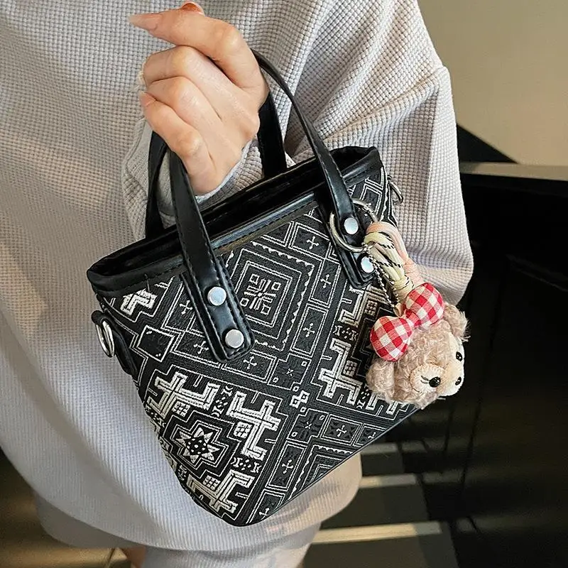 

2025 Новая женская сумка Wanji в этническом стиле с узором, роскошная и модная сумка через плечо в этническом стиле