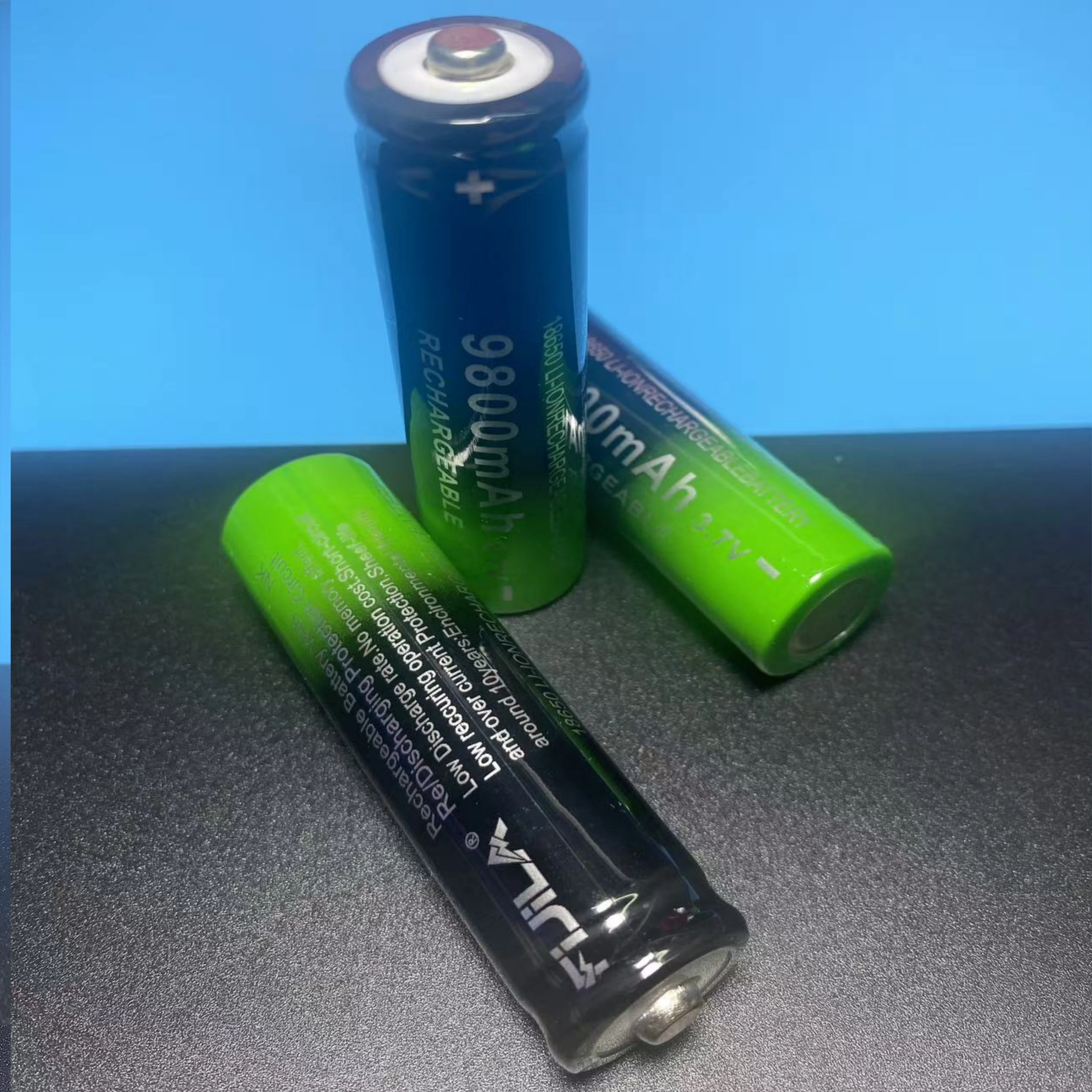 18650 9800mAh 3.7V Li - lon بطارية قابلة للشحن ذات سعة عالية لأجهزة مختلفة