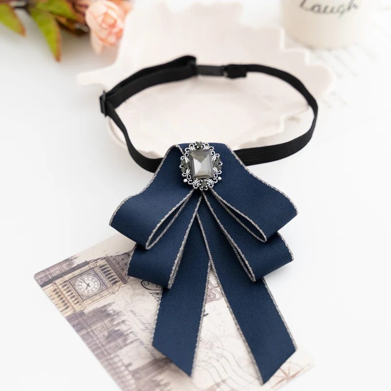 Neue Stoff Fliege Kristall Tuch Kunst Bowknot Brosche College Stil Hemd Kragen Pins Mode Schmuck Geschenke für Frauen Zubehör – Detail 6