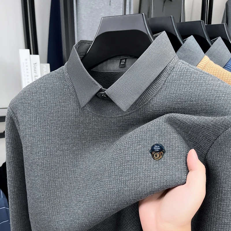 เสื้อสเวตเตอร์ถักลายสองชิ้นแบบใหม่สำหรับผู้ชาย ดีไซน์เนอร์ออกแบบ คอปก แขนยาว อุ่นสบาย ไม่เป็นขุย สไตล์ลำลอง ธุรกิจ สำหรับฤดูใบไม้ร่วงและฤดูหนาว