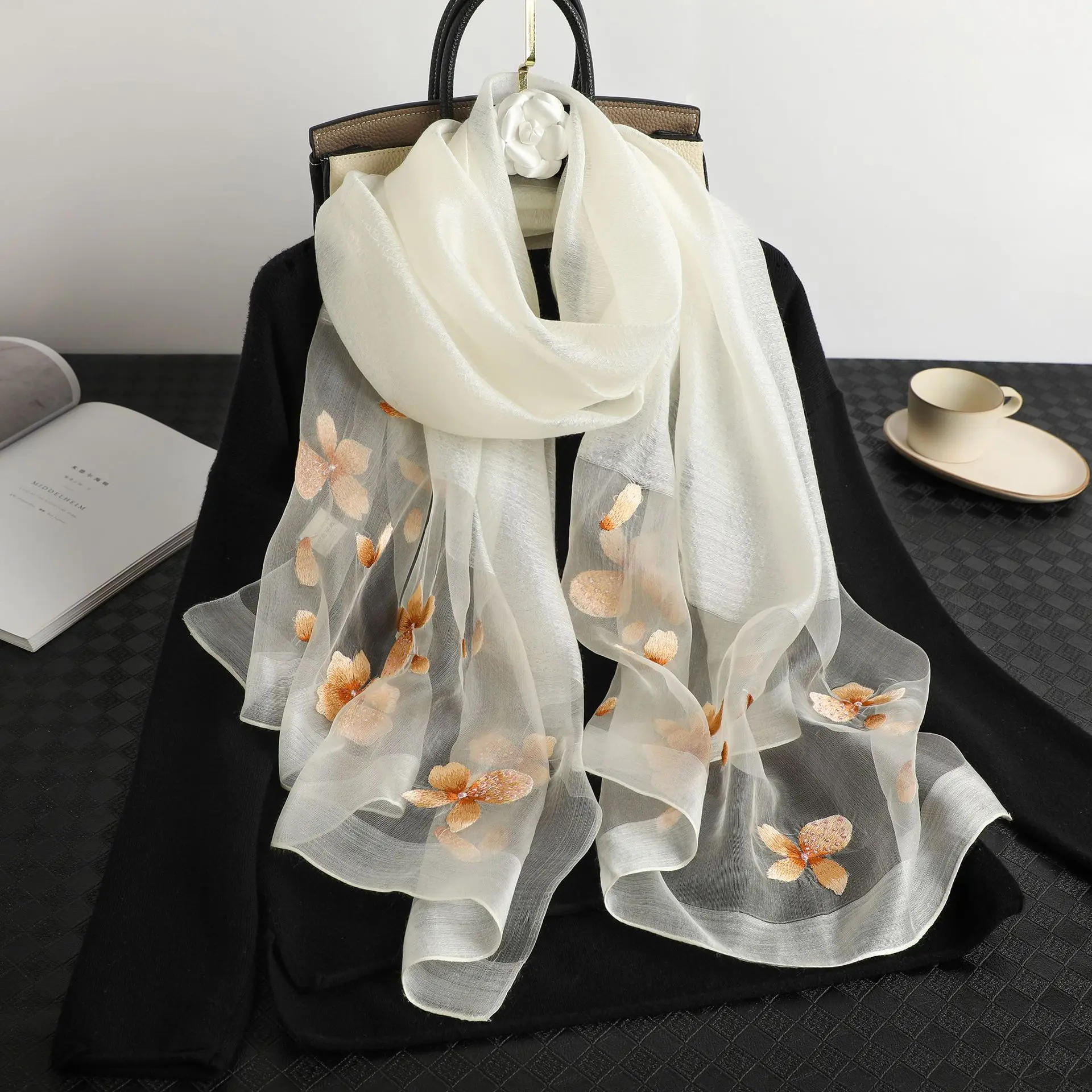 

Luxury Silk Wool Scarf Embroidery Women Fashion Shawls And Wraps Travel Pashmina Stoles Foulard High Quality Winter Neck Scarves
