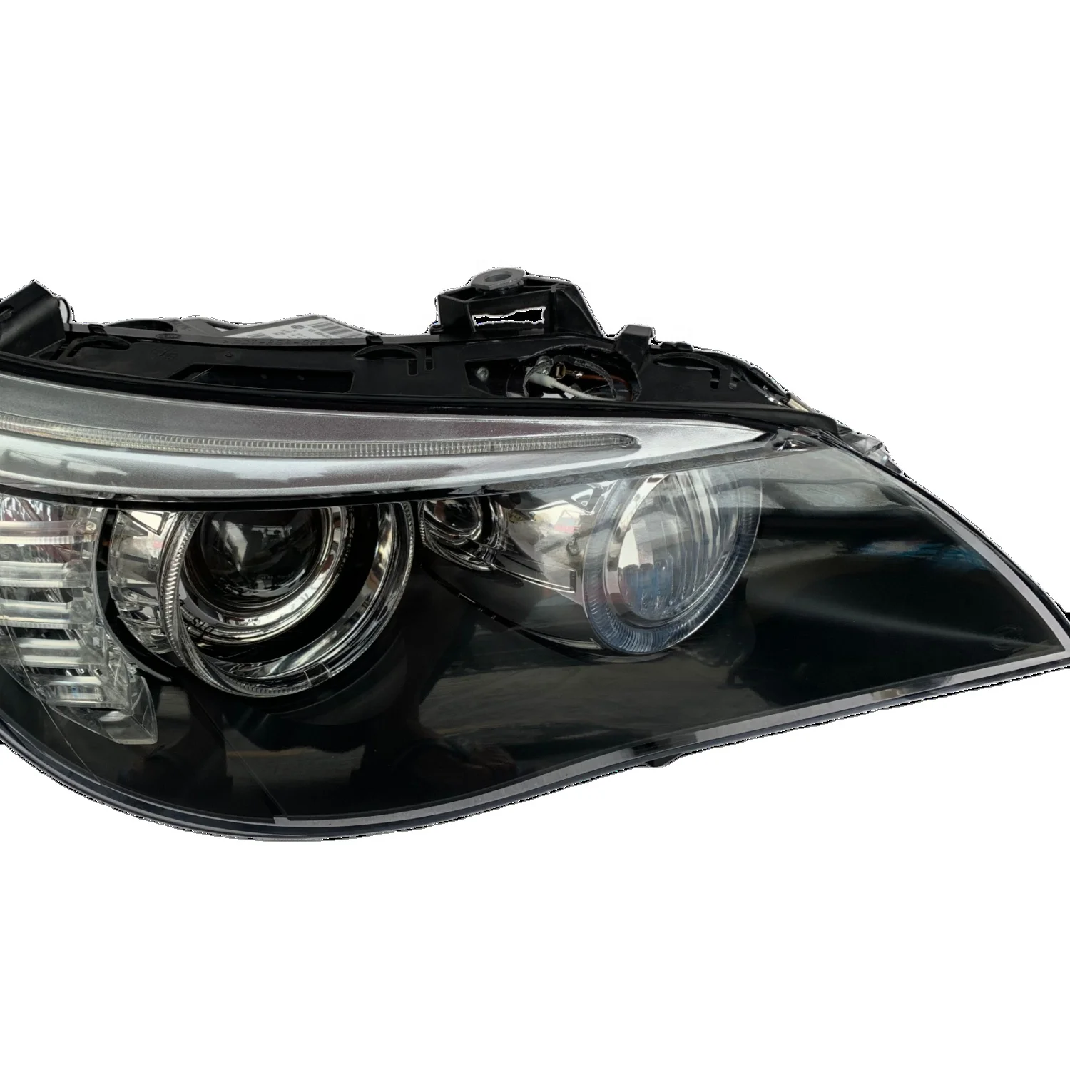 

High quality headlights suitable for 5 Series E60 hernia with adaptive function 2007-2009