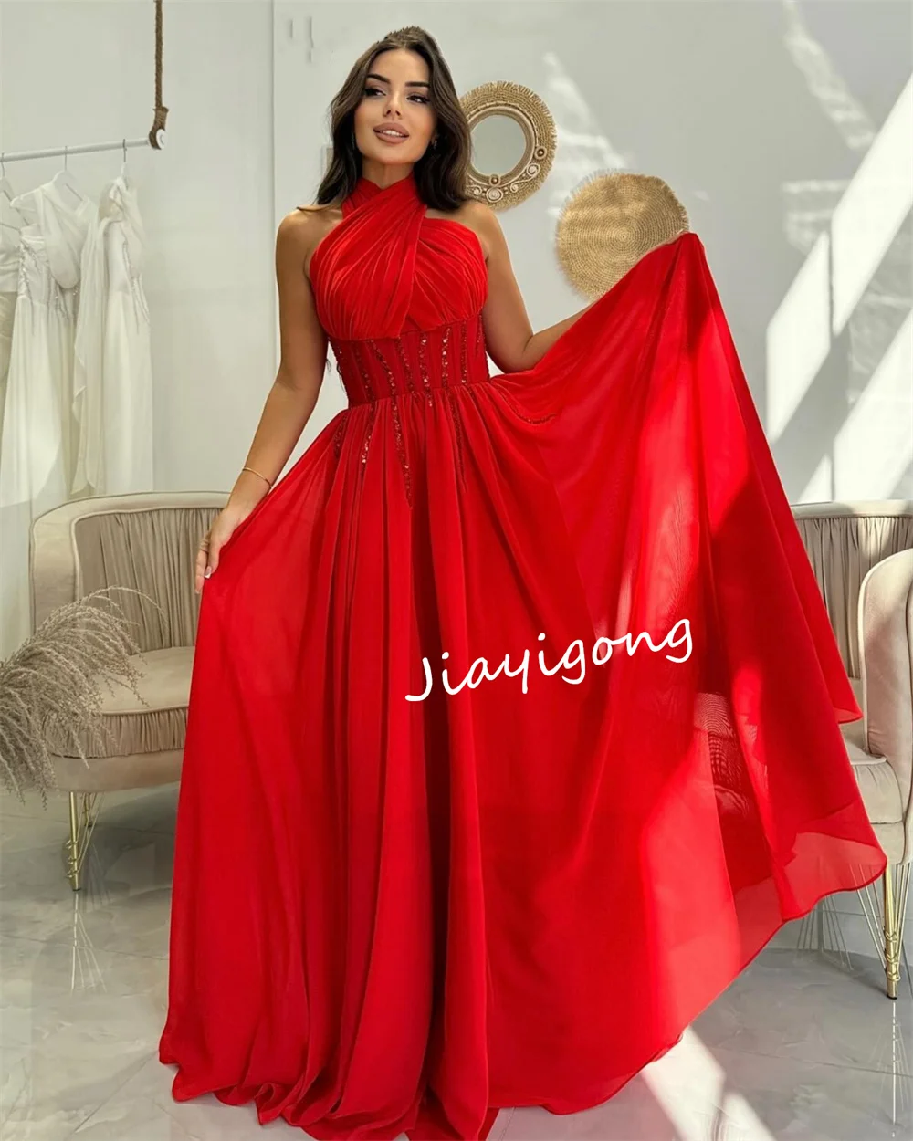 Vestidos largos informales personalizados de gasa con pliegues y lentejuelas, corte en A, cuello Halter, vestidos para ocasiones a medida, intrincados y elegantes